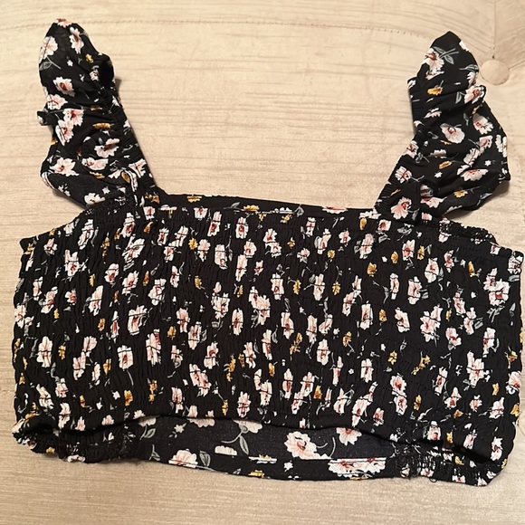 Floral half top - Picture 2 of 2